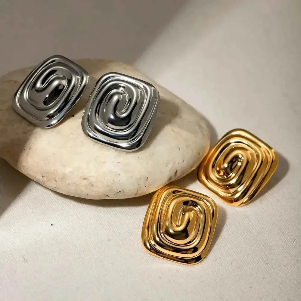 Classic Everyday Steel Studs