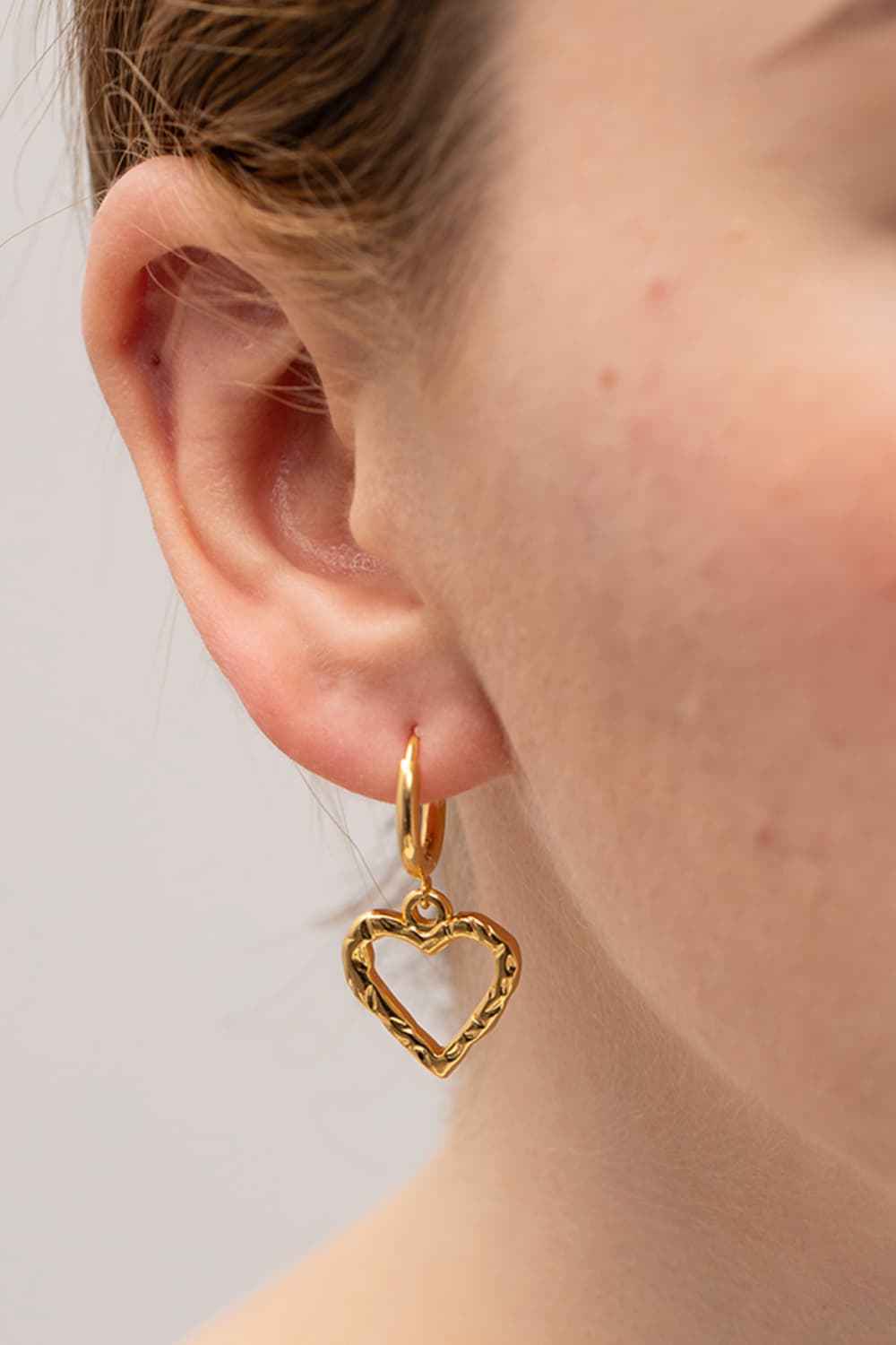 Heartfelt Drops, Timeless Look