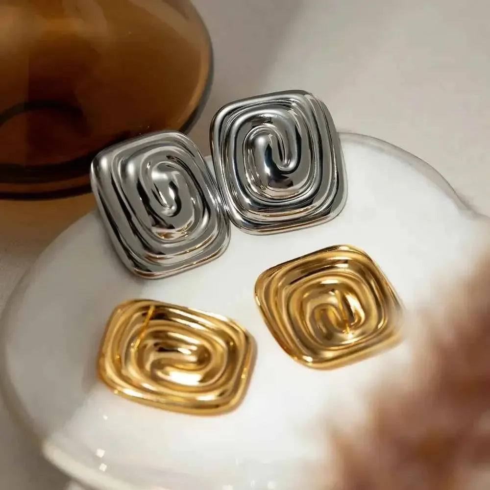 Classic Everyday Steel Studs