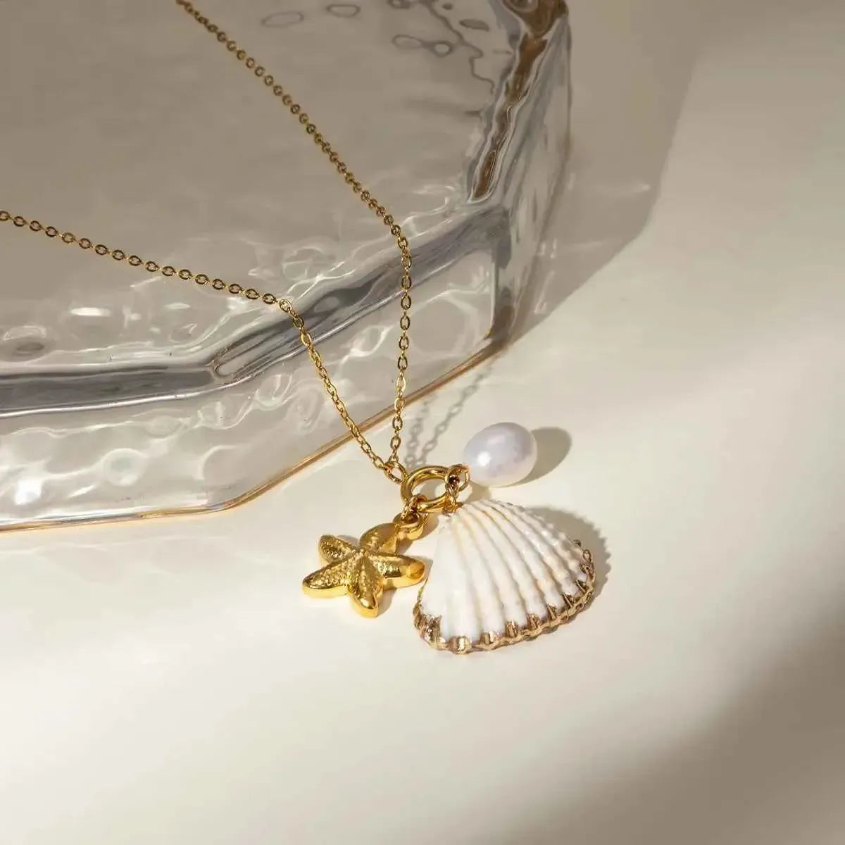 Coastal Chic Pearl Shell Necklace